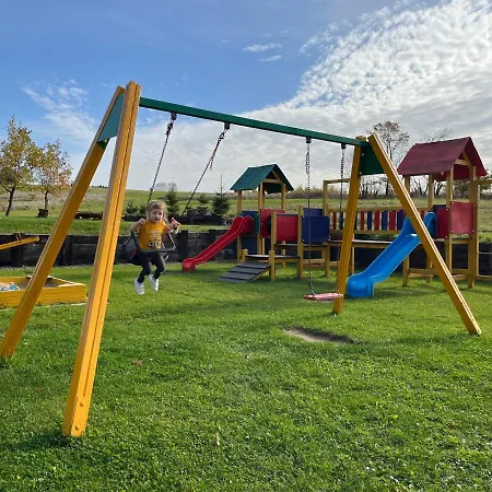 Tatil Evi Przystanek Zapotocze